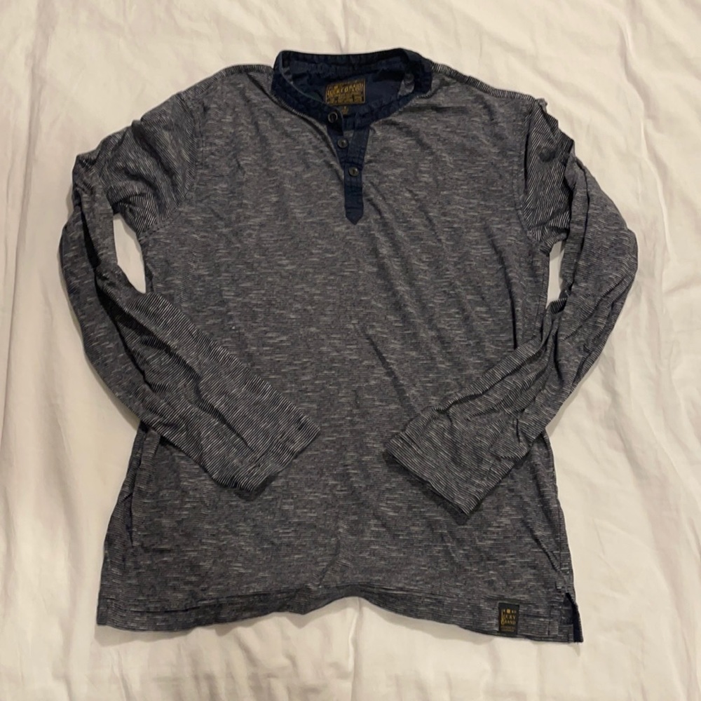 Men’s small lucky brand shirt